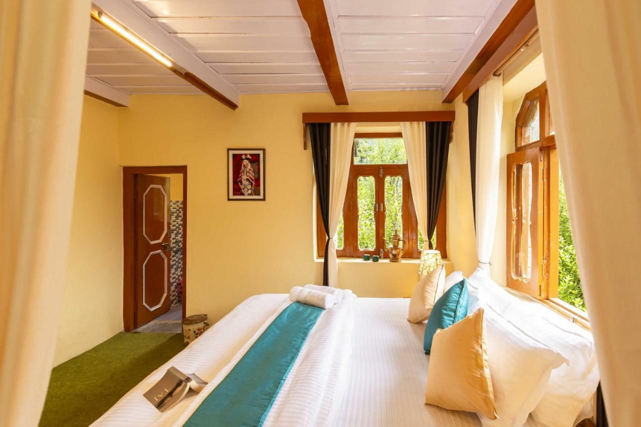 Zostel Homes Rakchham Saturang エクステリア 写真